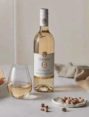 NA PG Giesen 0% Dealcoholized Point Wine Spirits
